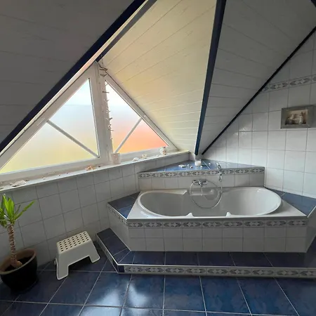 Holiday home Ginas *